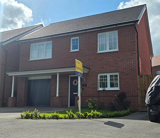 4 Bedroom Detached House For Sale In Marble Drive, Newhall, Swadlincote, Derbyshire, DE11