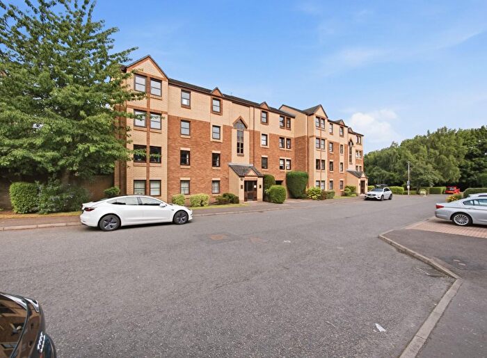 3 Bedroom Flat For Sale In / Craighouse Gardens, Edinburgh, Midlothian, EH10