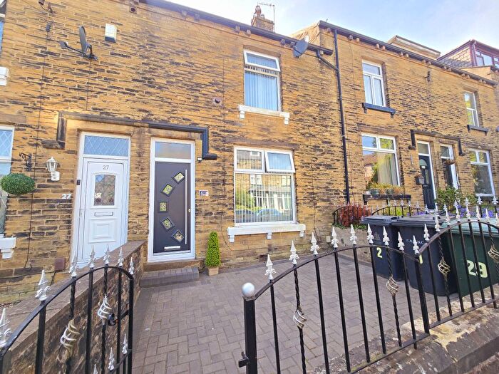 4 Bedroom Terraced House To Rent In Spring Gardens Road, Bradford, BD9