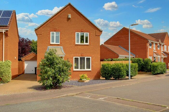 3 Bedroom Detached House For Sale In Chestnut Rise, Burwell, CB25