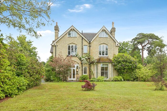 3 Bedroom Flat For Sale In Broadwater Down, Tunbridge Wells, Kent, TN2