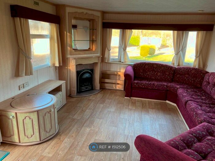 2 Bedroom Mobile/park Home To Rent In The Old Works Station Road, Earls Colne, CO6