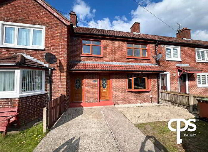 4 Bedroom Mid Terraced House For Sale In Leenan Gardens, Derry, BT48