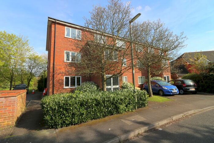 1 Bedroom Flat To Rent In Egham, Surrey, TW20