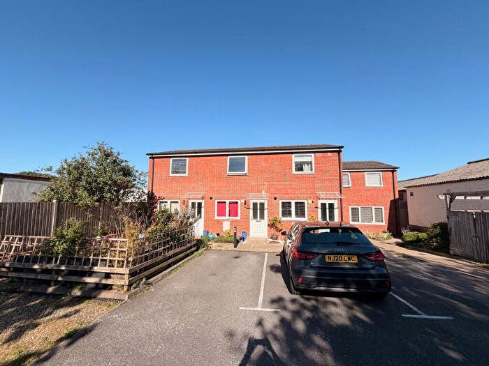 2 Bedroom Terraced House For Sale In Hanover Close, Christchurch, Dorset, BH23
