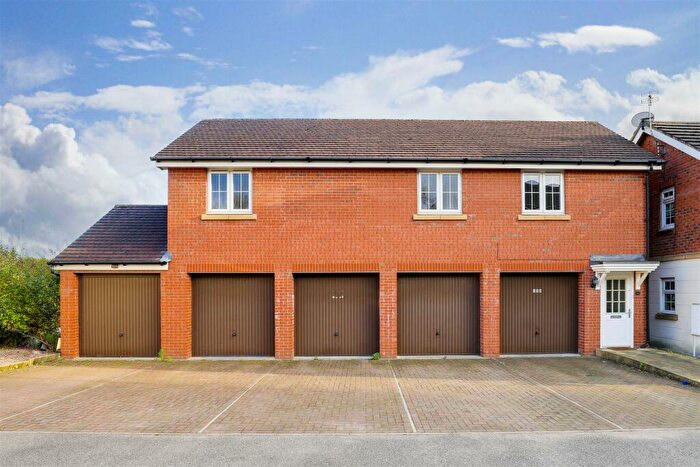 2 Bedroom Coach House To Rent In Flatts Lane, Calverton, Nottinghamshire, NG14