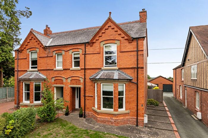 4 Bedroom Semi-Detached House For Sale In Oakhurst Road, Oswestry, Shropshire, SY11