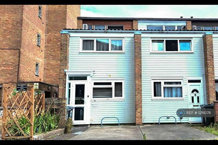 2 Bedroom End Of Terrace House To Rent In Phoenix Place, Dartford, DA1