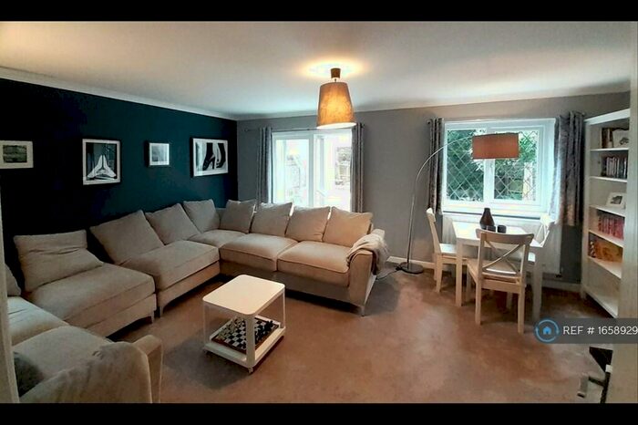 3 Bedroom Detached House To Rent In Ellicks Close, Bradley Stoke, Bristol, BS32