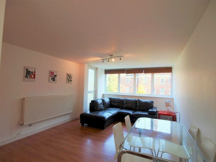 1 Bedroom Flat To Rent In Waltersville Mansions, Waltersville Road, Islington, N19