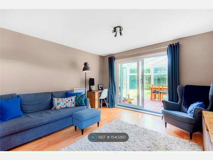 1 Bedroom Flat To Rent In Primrose Place, Isleworth, TW7