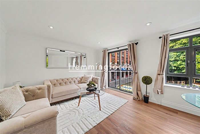 2 Bedroom Flat For Sale In Bridgewater Square, EC2Y