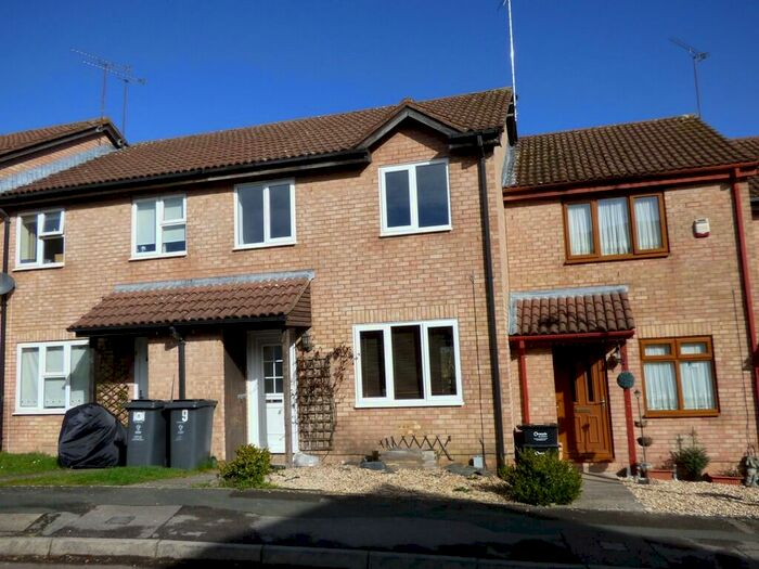 3 Bedroom Terraced House To Rent In Catmint Close, Woodhall Park, Swindon, SN2