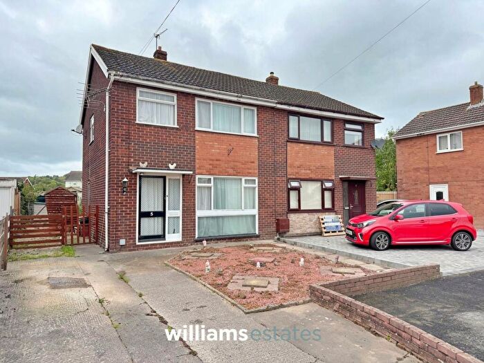 3 Bedroom Semi-Detached House For Sale In Lon Caerau, Denbigh, LL16