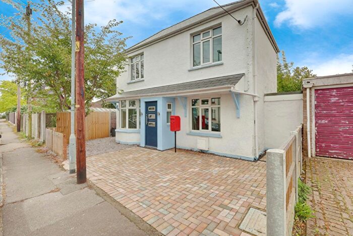 3 Bedroom Detached House For Sale In Beech Road, Benfleet, SS7
