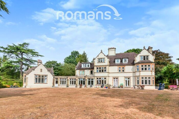 2 Bedroom Apartment To Rent In Clarewood House, Camberley, GU15