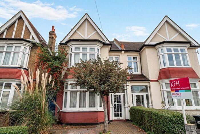 4 Bedroom Semi Detached House For Sale In Arran Road, Catford London, SE6