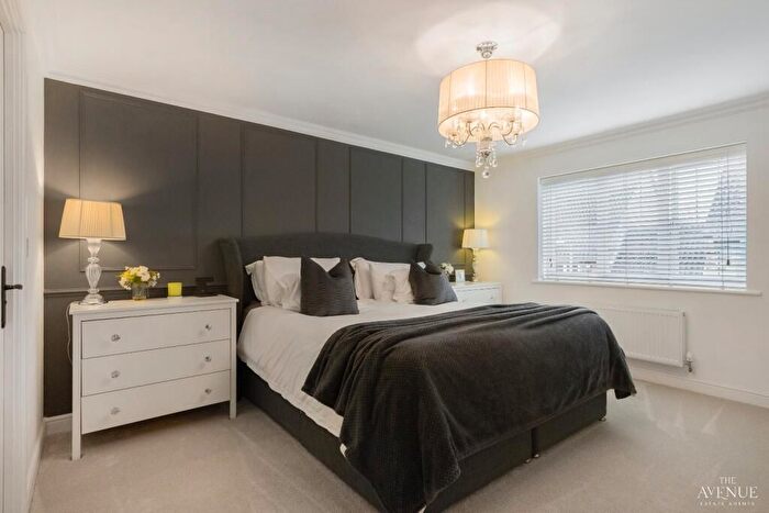 4 Bedroom Detached House For Sale In Chafford Hundred, Essex, RM16