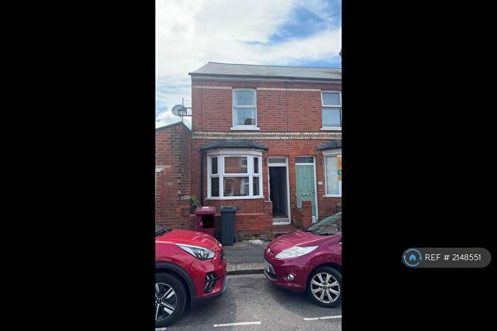 3 Bedroom Terraced House To Rent In Clarendon Road, Reading, RG6