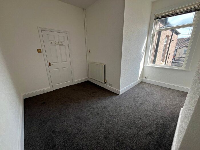 3 Bedroom Flat To Rent In Warbreck Drive, Blackpool, Lancashire, FY2