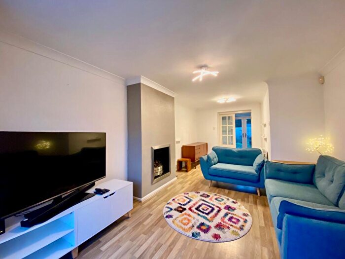 3 Bedroom Semi Detached House To Rent In Kentmere Avenue, Walton-le-Dale, PR5