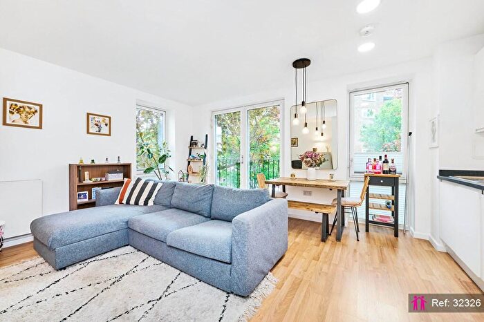 1 Bedroom Apartment For Sale In Sail Street, London, SE11