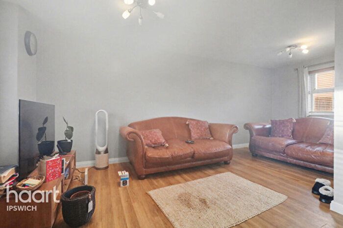 1 Bedroom Apartment For Sale In Bramley Hill, Ipswich, IP4