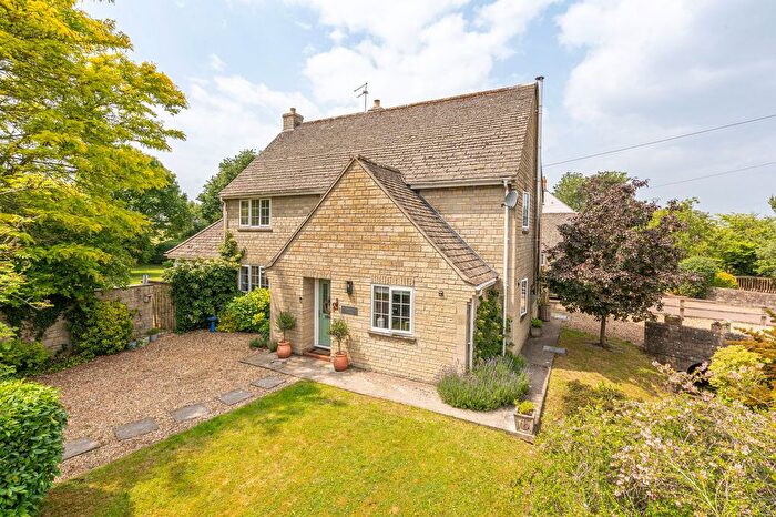 4 Bedroom Detached House For Sale In Rommel Lane, Crudwell, SN16