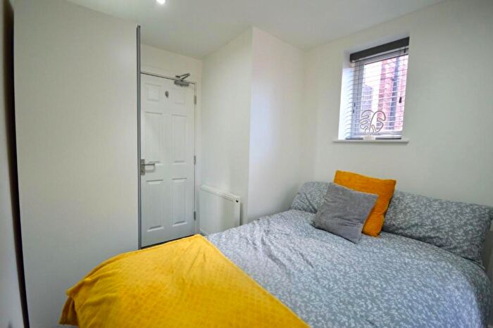 6 Bedroom House To Rent In Talton Road, Liverpool, L15
