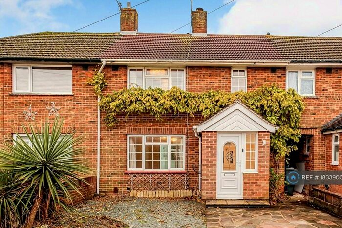 3 Bedroom Terraced House To Rent In Wiston Avenue, Worthing, BN14