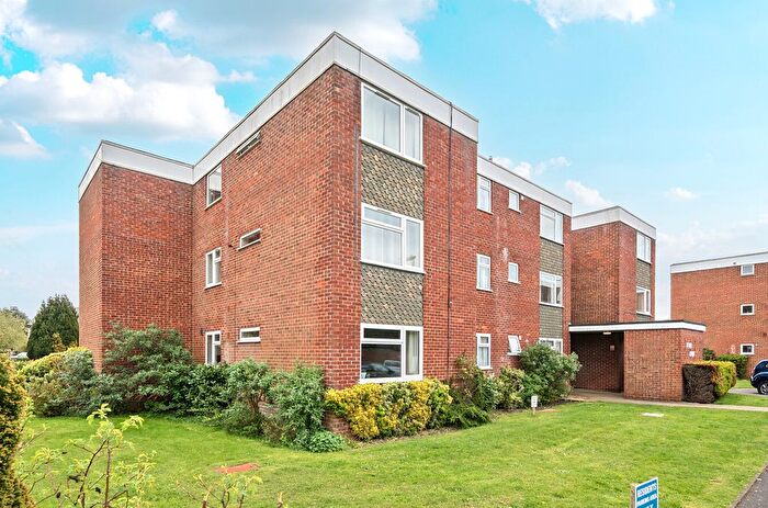 2 Bedroom Flat For Sale In Havelock Road, Warsash, Southampton, Hampshire, SO31