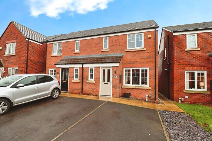 3 Bedroom Semi Detached House For Sale In Ashton Way, Bromborough, CH62