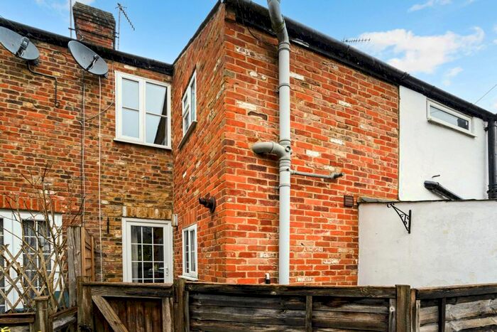 2 Bedroom Terraced House For Sale In Bury Lane, Rickmansworth, WD3