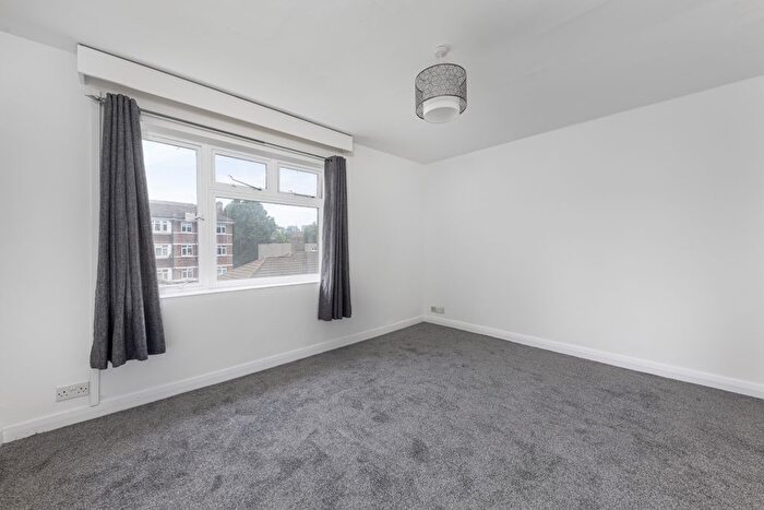 2 Bedroom Flat To Rent In Kipling Street, London, SE1