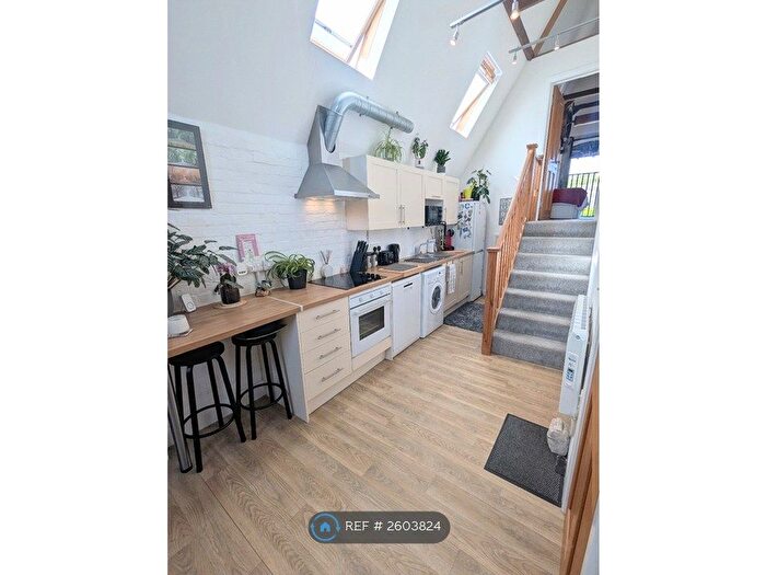 1 Bedroom Maisonette To Rent In The Granary, Dorking, RH4