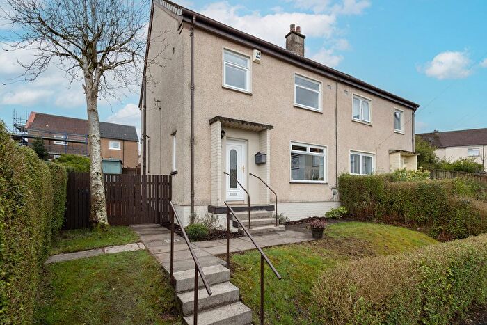 3 Bedroom Semi Detached House For Sale In Braeside Drive, Barrhead, G78
