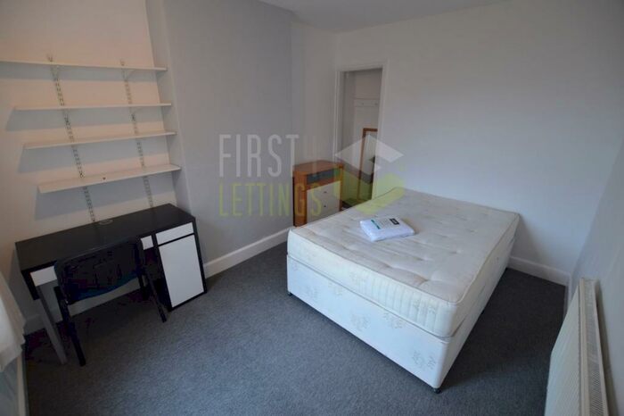 3 Bedroom Terraced House To Rent In Lord Byron Street, Leicester, LE2