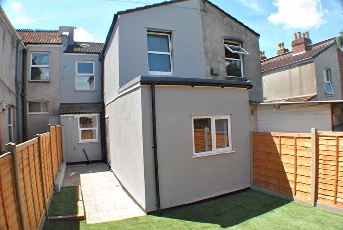 1 Bedroom Apartment To Rent In Sandy Park Road, Brislington, Bristol, BS4