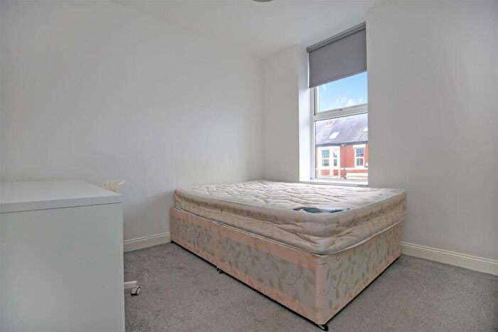 5 Bedroom Maisonette To Rent In (£pppw) Newlands Road, Jesmond, Newcastle Upon Tyne, NE2