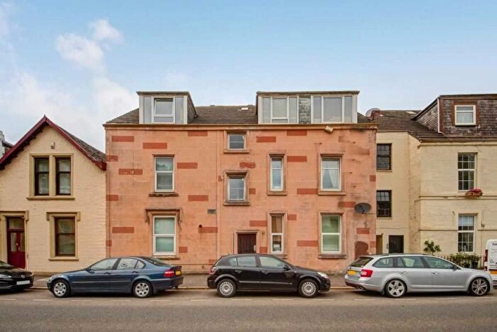 2 Bedroom Flat For Sale In , Albert Road, Flat -, Gourock, PA19