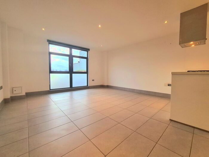 1 Bedroom Flat To Rent In Living Building, Sherman Road, Bromley, BR1