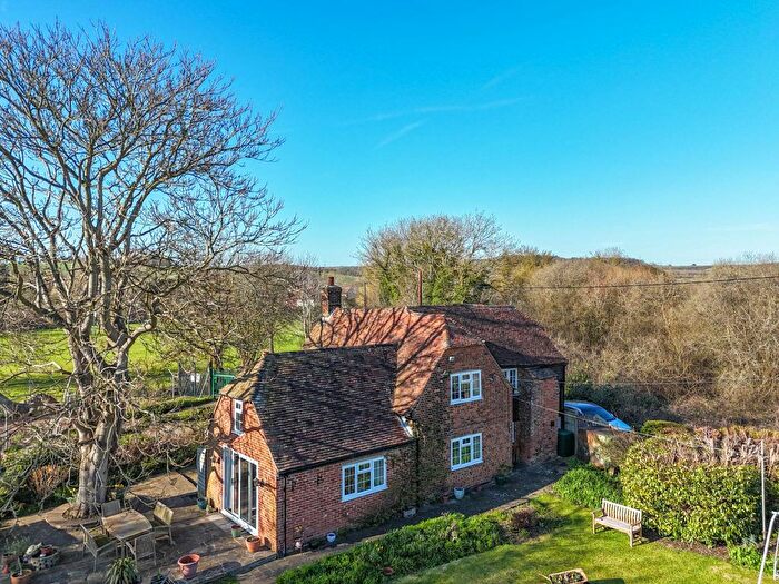 3 Bedroom Detached House For Sale In Thruxsted Lane, Chartham, CT4