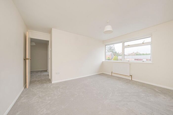 3 Bedroom Terraced House For Sale In Savay Close, Denham Green, Uxbridge, UB9