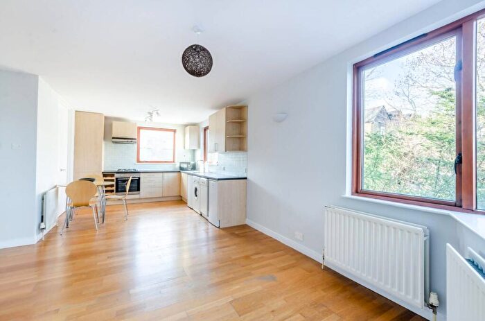 2 Bedroom Flat To Rent In Rope Street, Canada Water, London, SE16