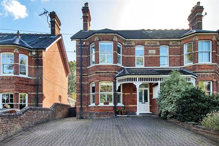 5 Bedroom Semi-detached House For Sale In Quarry Hill Road, Tonbridge, Kent, TN9