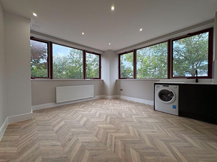 1 Bedroom Flat To Rent In Brand New Apartment - Fishponds Road, Wokingham, RG41