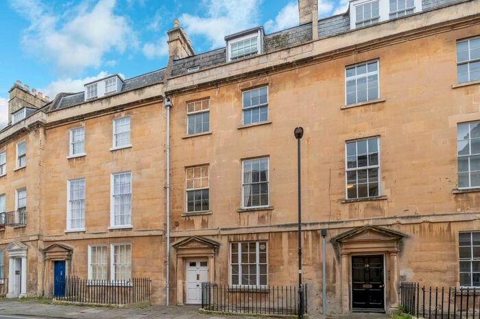 1 Bedroom Apartment To Rent In Great Stanhope Street, BA1