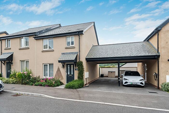 3 Bedroom Semi-Detached House For Sale In Mistletoe View, Chudleigh, TQ13