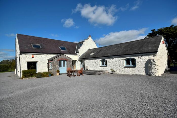 6 Bedroom Barn Conversion For Sale In Carew Cheriton, Tenby, SA70