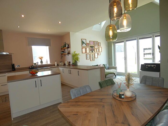 4 Bedroom Detached House For Sale In Memory Lane, Hull, HU7